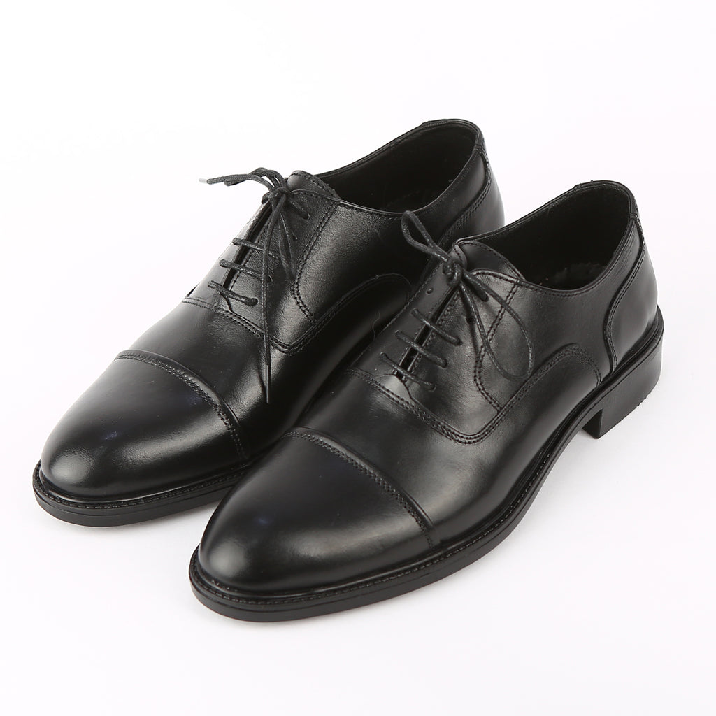 Richelieu Noir Cap-Toe en Cuir