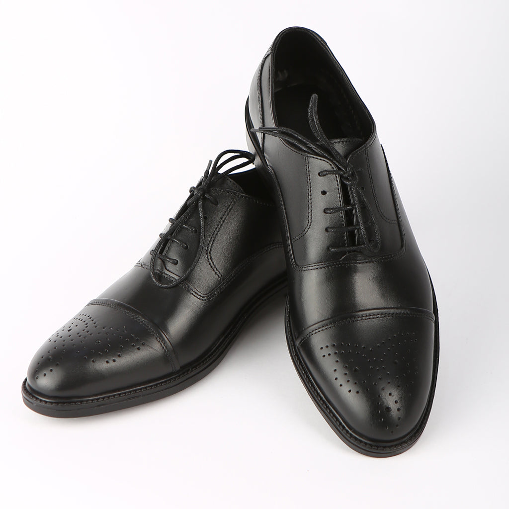 Richelieu Noir perforé ref 128