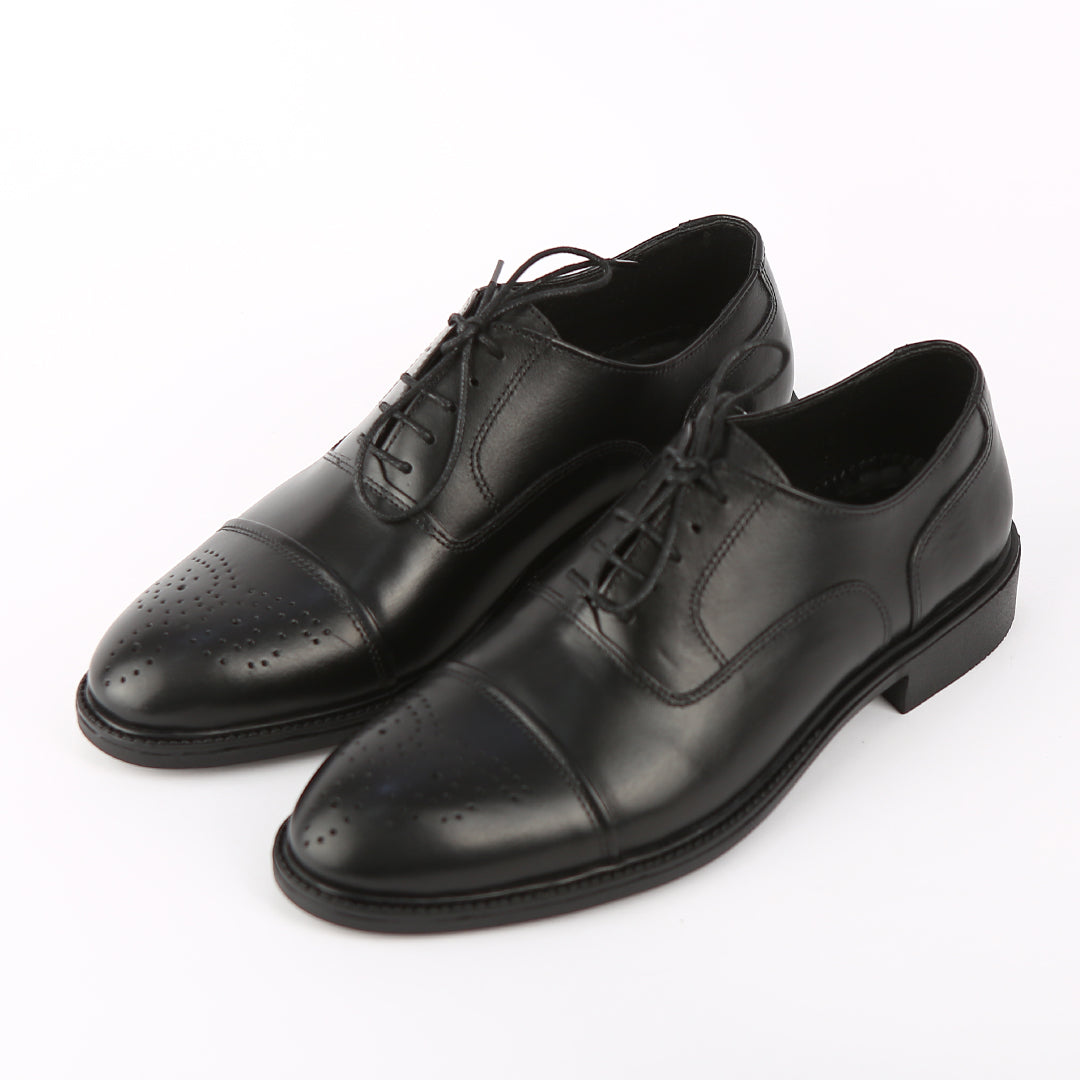 Richelieu Noir perforé ref 128